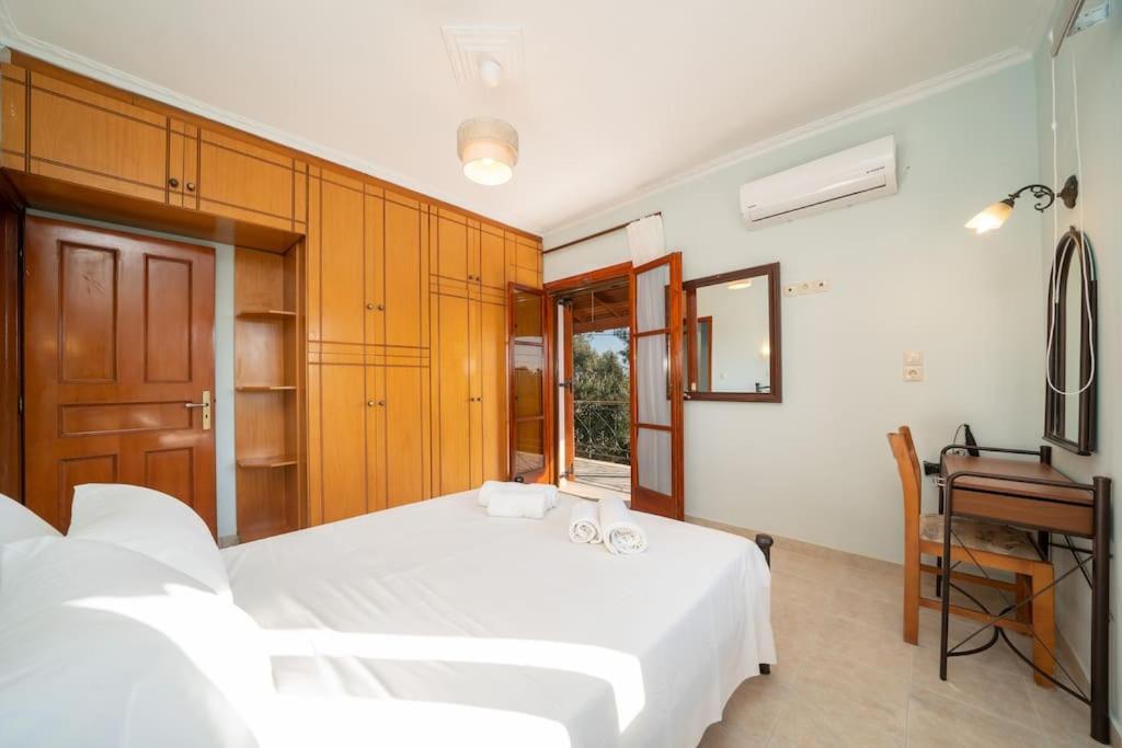 Afroditi Holiday Home- Green View Apartment Svoronata Dış mekan fotoğraf